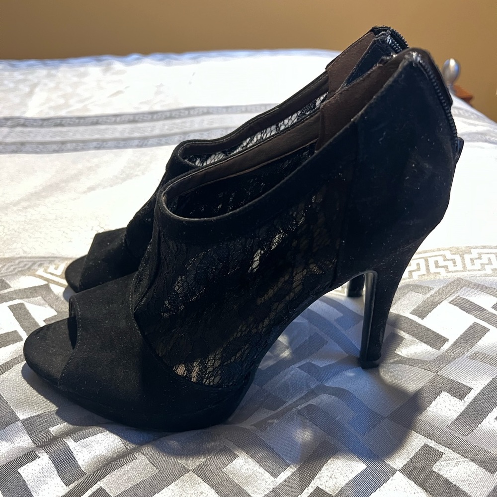 Dressbarn Open Toe Lace Heels